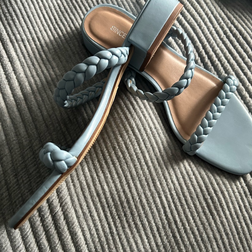 Sincerely Jules, size 9 low heel dressy flats